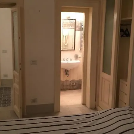 Apartment White Borgo